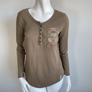 Harley-Davidson Womens M Petite Henley Thermal Shirt Top Embroidered Free Spirit